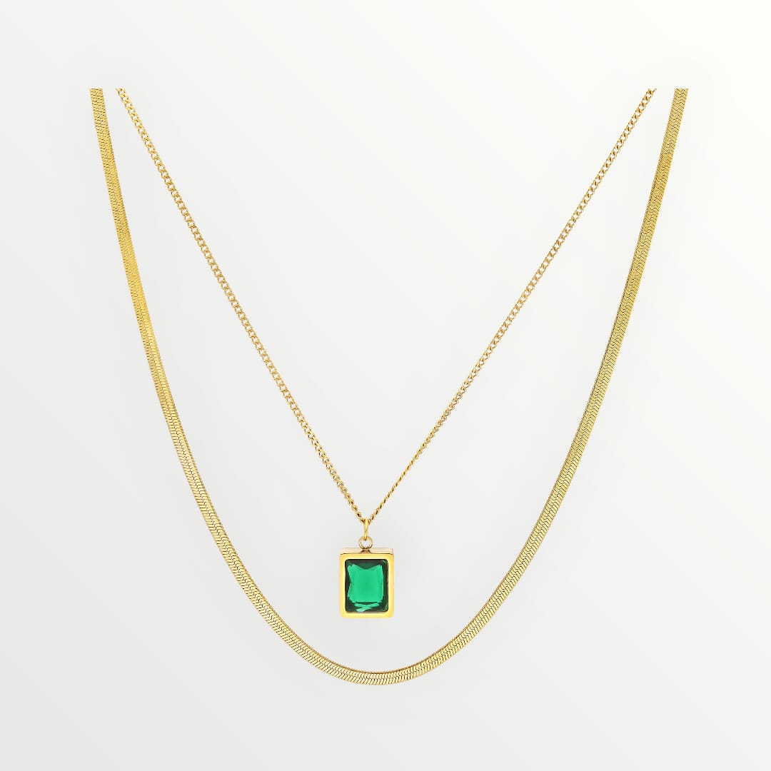 Collana con ciondolo in zirconi verdi e catena in acciaio inox