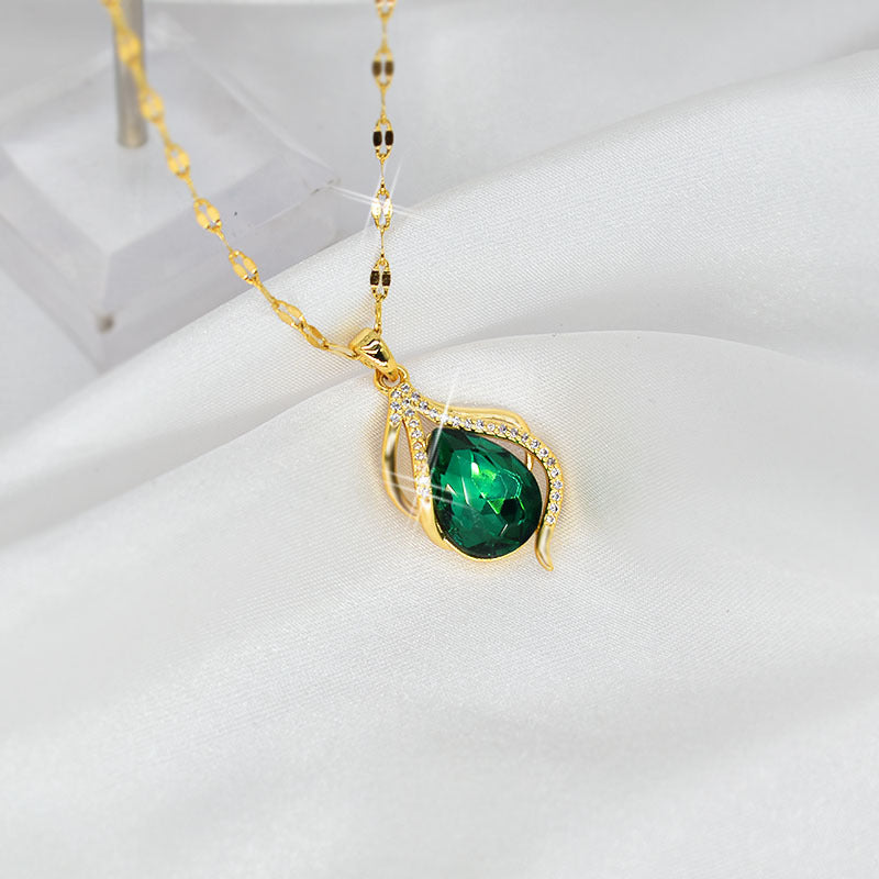 Collana con ciondolo a goccia verde in acciaio inox