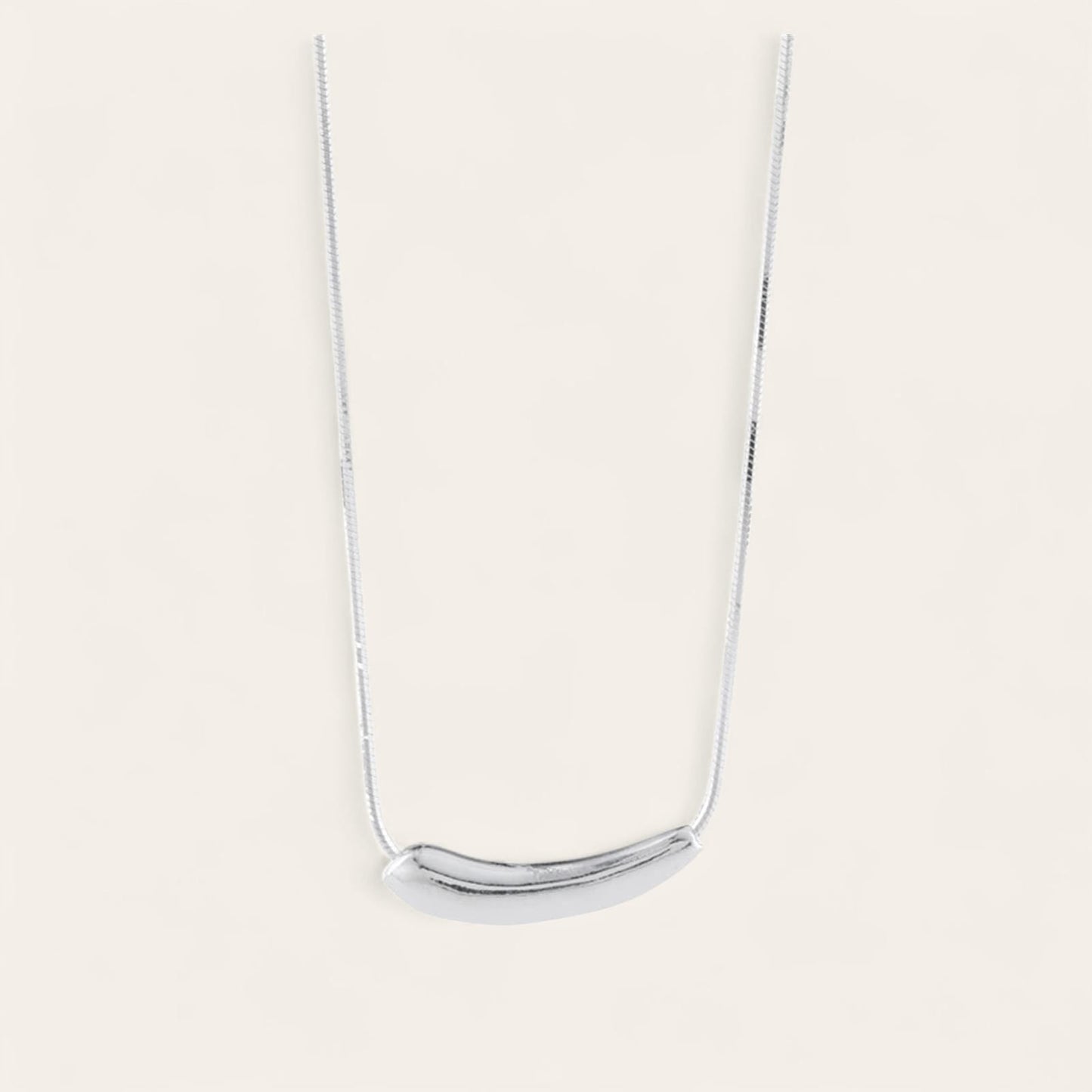 Collana con mostrina argento