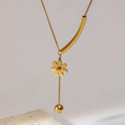 Collana di fiori margherita in oro placcato oro