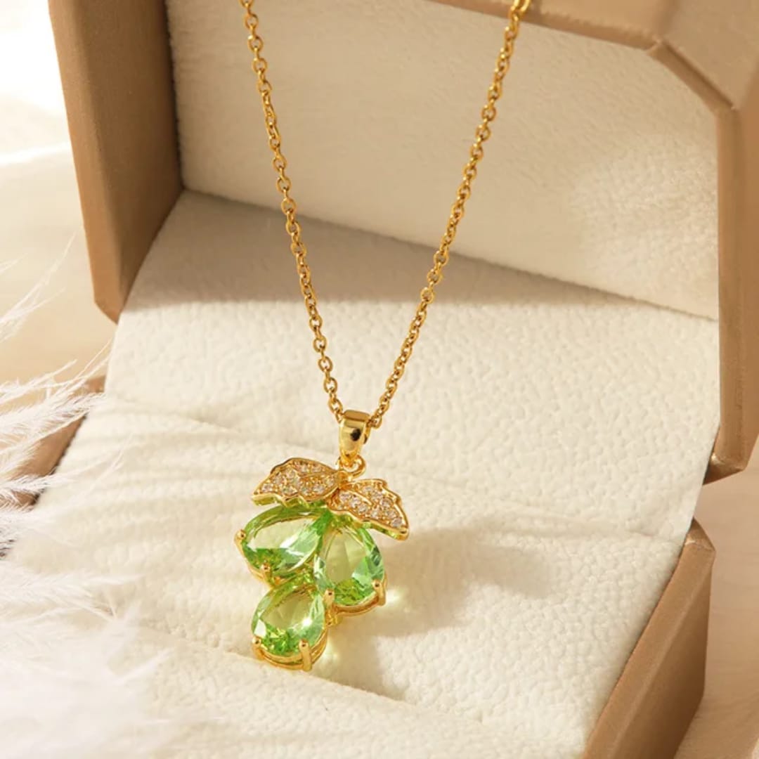 Collana ciondolo pietra verde