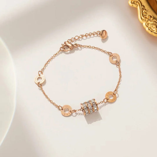 Bracciale Eleganza Lumina in Oro e Zirconi