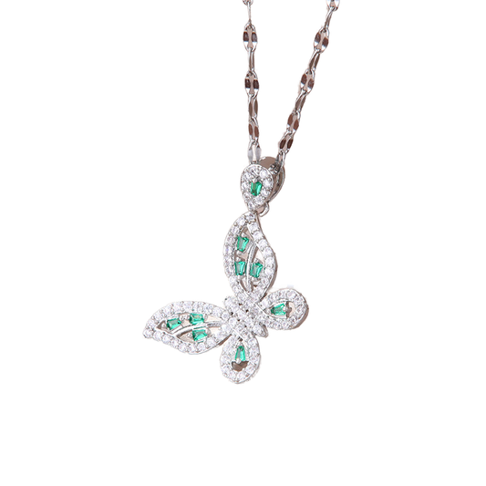 Collana con ciondolo farfalla in argento e zirconi verdi